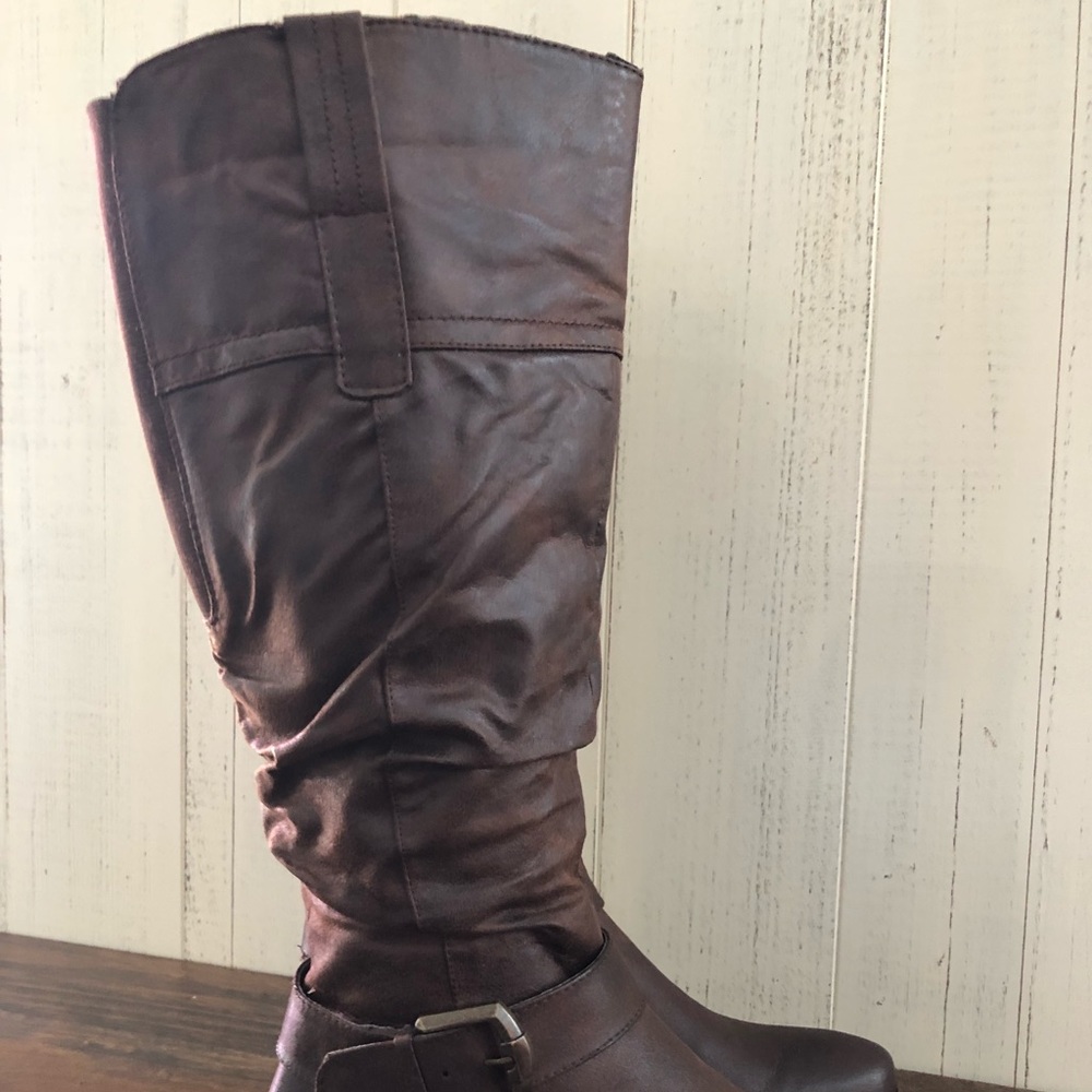 Yuu brown boots new 9m